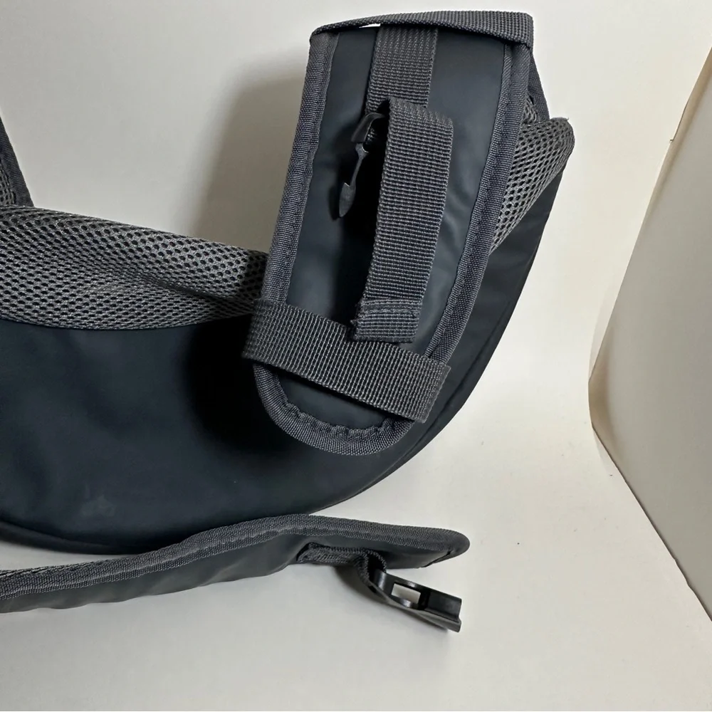 PAWS pet carrier Sling for Small dogs